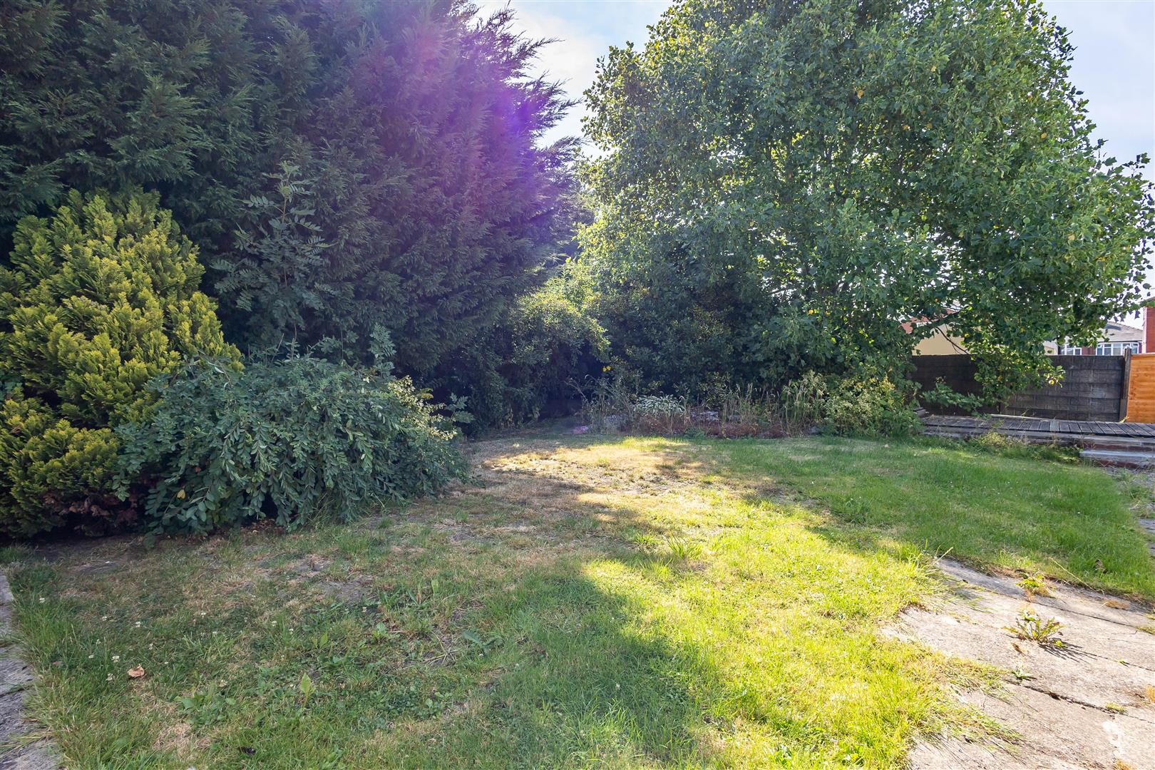 2 bed property in Green Drive, Preston